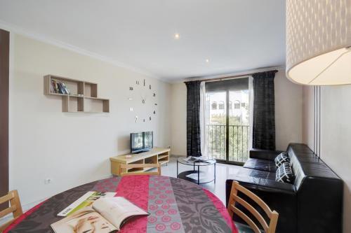 Sanpedro Apartamentos Marbella 圣佩德罗-德阿尔坎塔拉 外观 照片