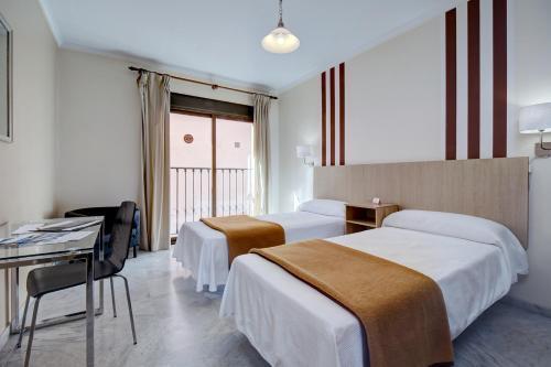 Sanpedro Apartamentos Marbella 圣佩德罗-德阿尔坎塔拉 外观 照片